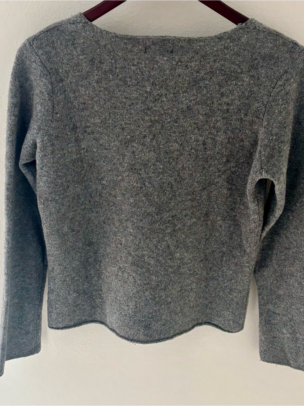 Vintage Y2K Abercrombie & Fitch Gray Split V Neck Sweater Blue Embroidery sz L - Picture 9 of 9